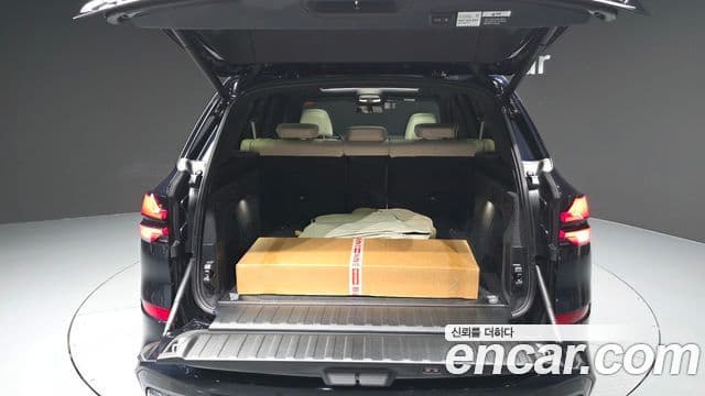 BMW X5 2025 — Photo 17/33