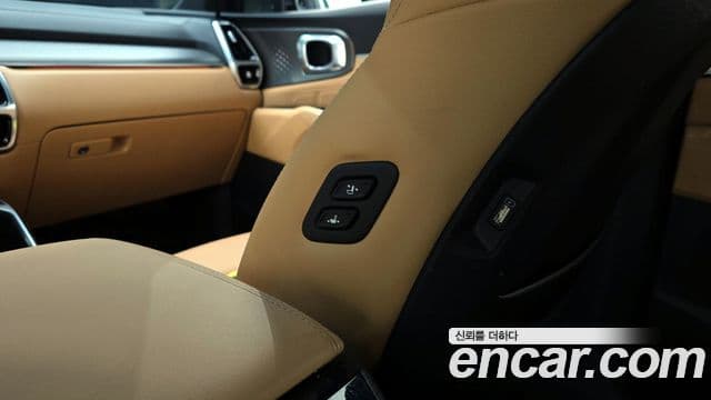 Kia Sorento 2021 — Şəkil 18/20