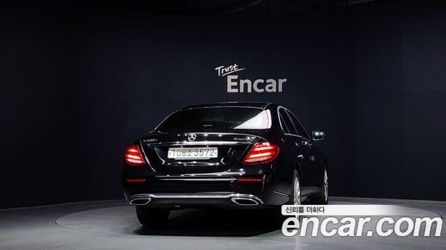 Mercedes-Benz E-Class 2020 — Şəkil 4/20