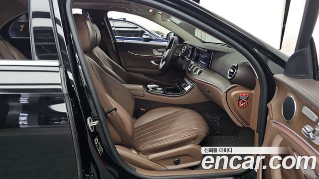 Mercedes-Benz E-Class 2020 — Şəkil 11/20