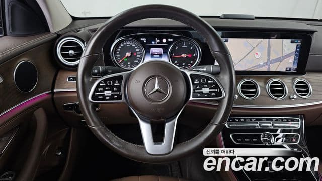 Mercedes-Benz E-Class 2020 — Şəkil 13/20