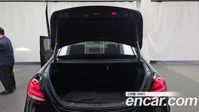 Mercedes-Benz E-Class 2020 — Şəkil 20/20