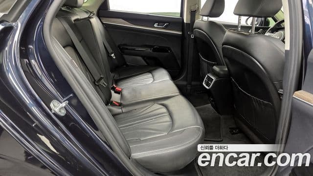 Kia K5 2022 — Şəkil 12/20