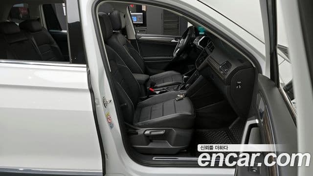 Volkswagen Tiguan Allspace 2022 — Şəkil 12/20