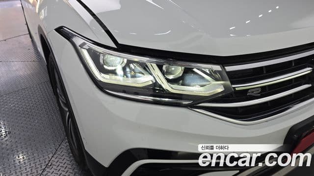 Volkswagen Tiguan Allspace 2022 — Şəkil 16/20