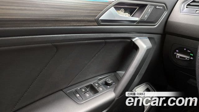 Volkswagen Tiguan Allspace 2022 — Şəkil 18/20