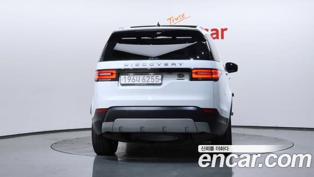 Land Rover Discovery 5 2019 — Şəkil 4/20