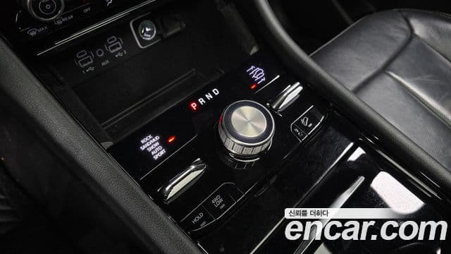 Jeep Grand Cherokee 2021 — Şəkil 9/20