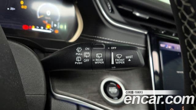 Jeep Grand Cherokee 2021 — Şəkil 26/28