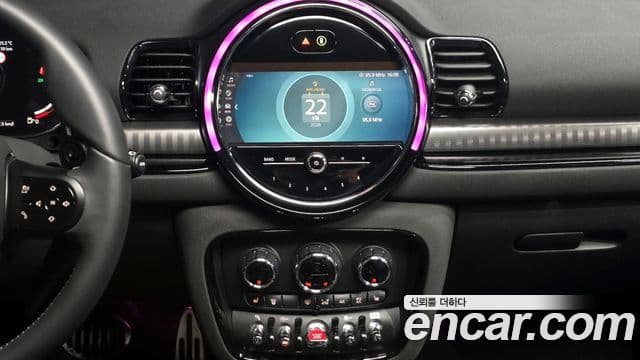 Mini Cooper S Clubman 2023 — ფოტო 13/20
