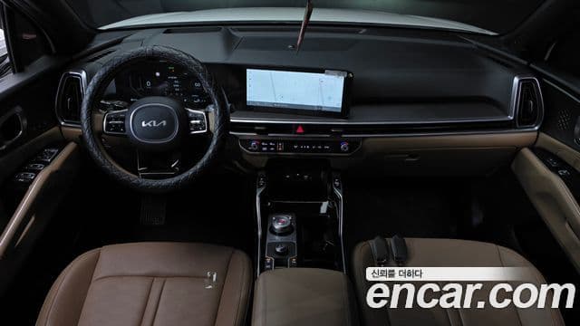 Kia Sorento 2023 — Фото 7/20