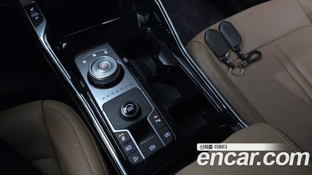 Kia Sorento 2023 — Фото 9/20