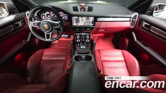 Porsche Cayenne 2023 — Şəkil 10/20