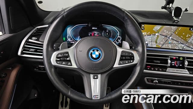 BMW X5 2022 — ფოტო 13/20