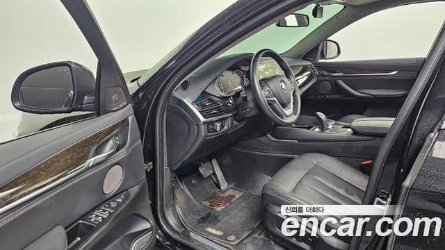 BMW X6 2018 — Şəkil 10/20