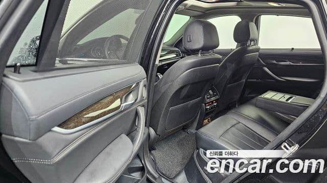 BMW X6 2018 — Şəkil 11/20