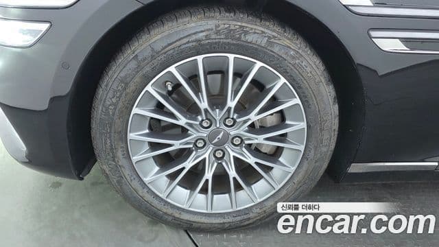 Genesis Electrified G80 2022 — ფოტო 5/20