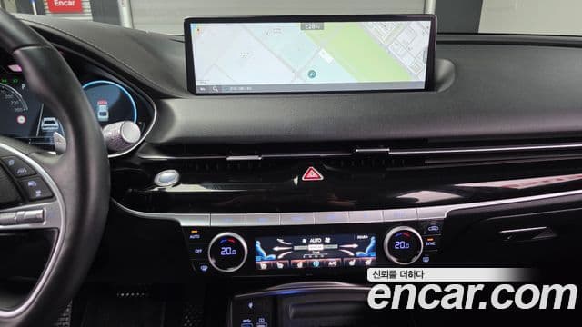 Genesis Electrified G80 2022 — фото 18 из 20