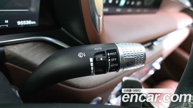 Genesis G90 2022 — ფოტო 2/39