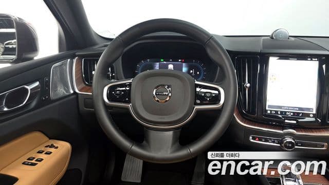 Volvo XC60 2025 — Şəkil 12/20