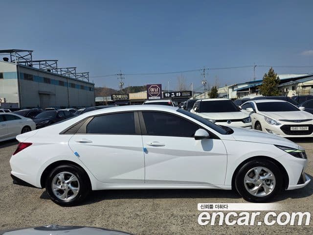 Hyundai Avante 2022 — Şəkil 9/20