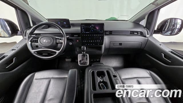 Hyundai Staria 2022 — Фото 7/20
