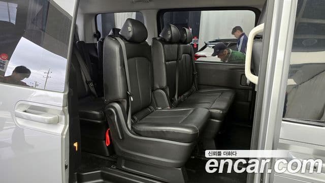 Hyundai Staria 2022 — Фото 11/20