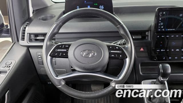 Hyundai Staria 2022 — Фото 13/20