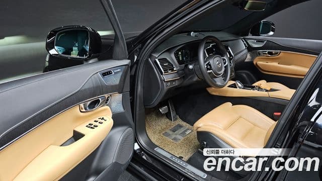 Volvo XC90 2021 — ფოტო 10/20