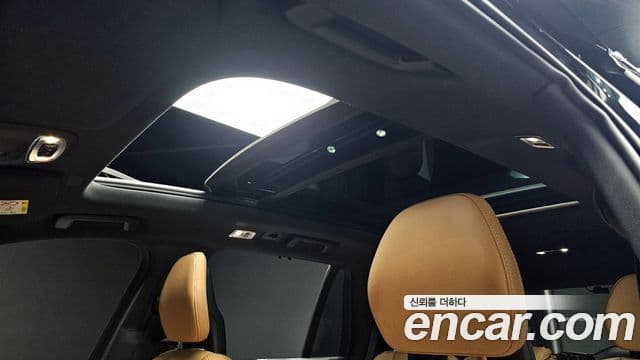 Volvo XC90 2021 — ფოტო 20/20