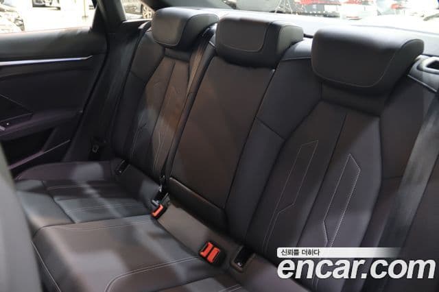 Audi A3 2025 — Şəkil 8/20