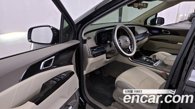 Kia Carnival 2021 — Şəkil 10/20