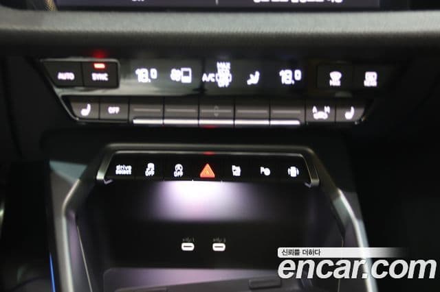 Audi A3 2025 — Фото 12/20