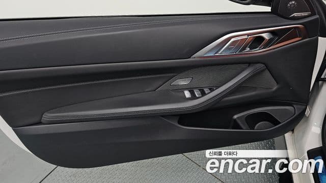 BMW M4 2024 — Photo 24/30