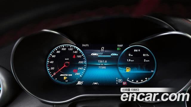 Mercedes-Benz GLC-Class 2022 — Photo 14/37