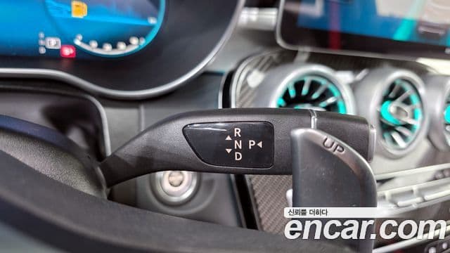 Mercedes-Benz GLC-Class 2022 — Photo 6/37