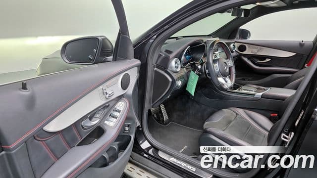Mercedes-Benz GLC-Class 2022 — Photo 24/37