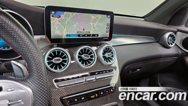 Mercedes-Benz GLC-Class 2022 — Photo 22/37