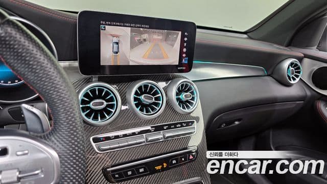 Mercedes-Benz GLC-Class 2022 — Photo 31/37