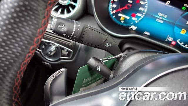 Mercedes-Benz GLC-Class 2022 — Photo 28/37
