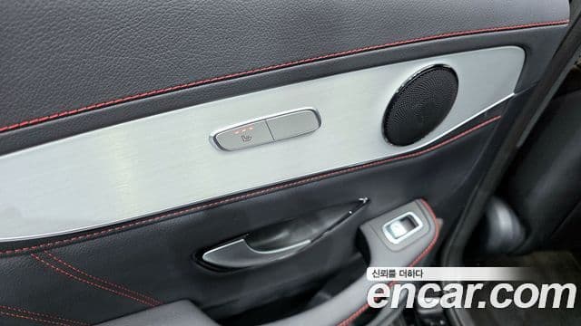 Mercedes-Benz GLC-Class 2022 — Photo 7/37