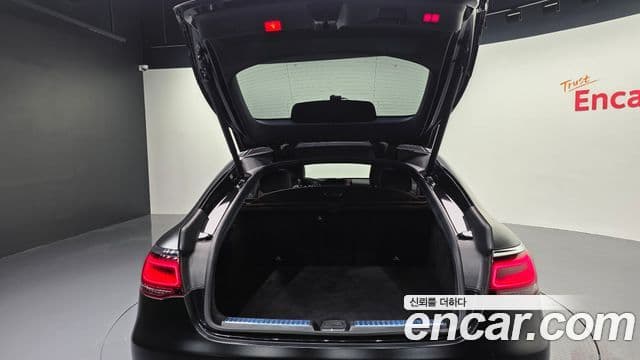 Mercedes-Benz GLC-Class 2022 — Photo 13/37