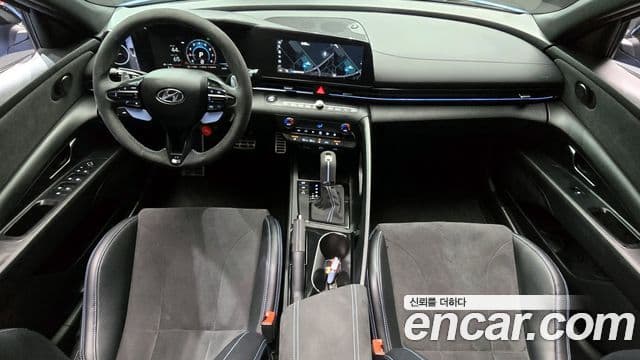Hyundai The New Avante Hybrid 2022 — Photo 8/20