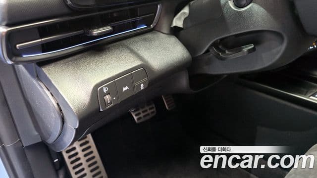 Hyundai The New Avante Hybrid 2022 — Photo 17/20