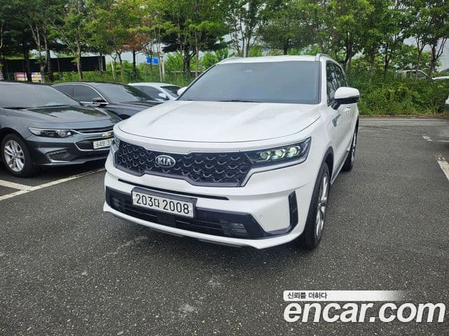 Kia Sorento 2021 — Фото 1/20