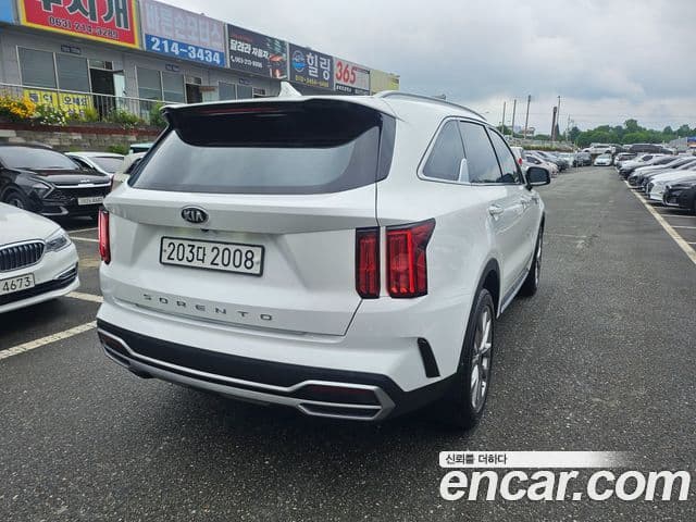Kia Sorento 2021 — Фото 3/20