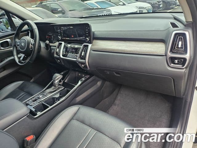 Kia Sorento 2021 — Фото 19/20