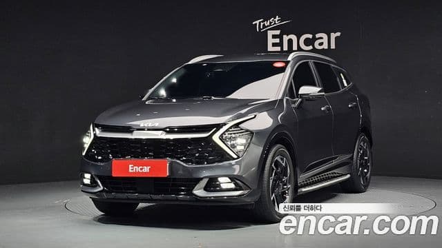 Kia Sportage 2022 — Фото 1/20