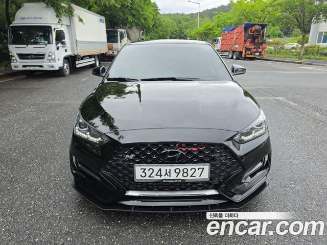 Hyundai Veloster 2020 — Фото 2/18