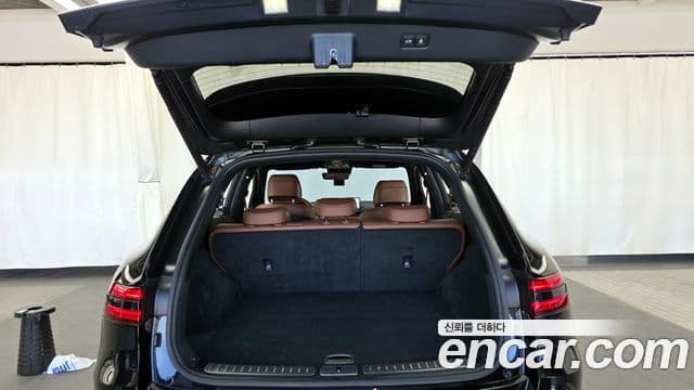 Genesis GV70 2021 — ფოტო 20/20